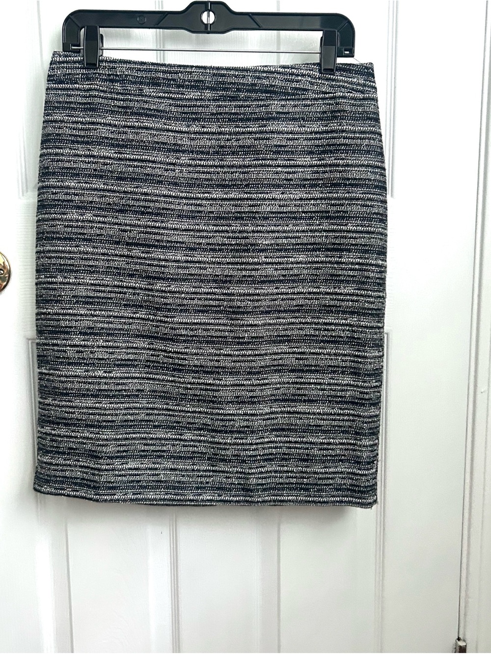 LOFT Black and White Textured Knit Pencil Skirt 6